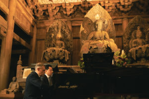 Duo concert with Michel Dalberto, piano at Kakuonji temple: an orignal building and buddhas from 14th century. 